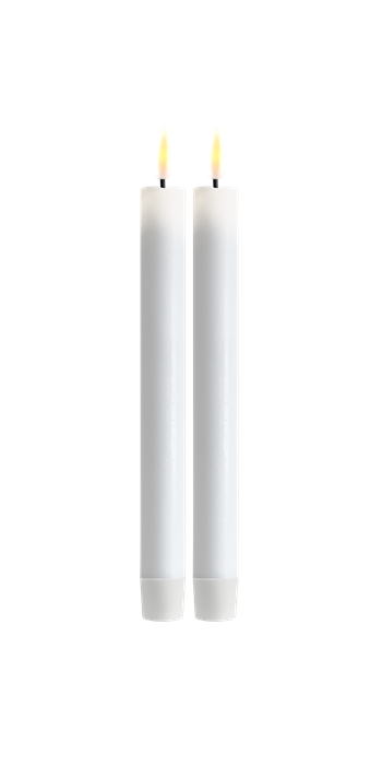 LED Kronelys Hvide 2 stk. 2,2 x 24 cm DELUXE